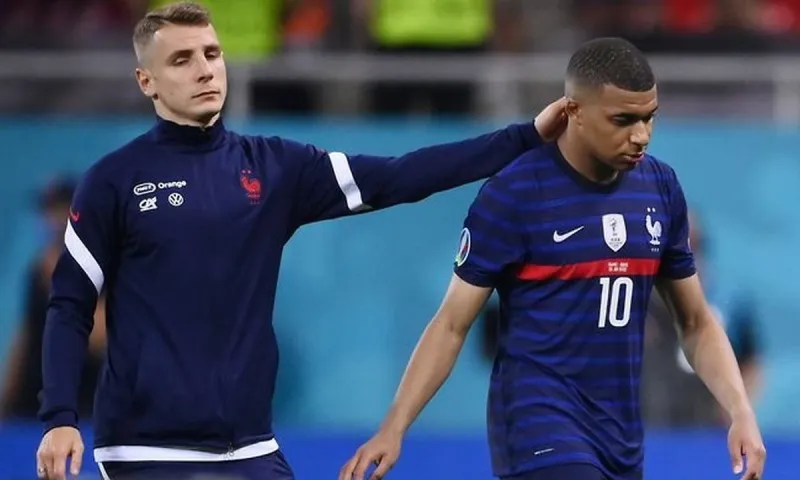 Euro 2020 – Εμπαπέ: «Η λύπη μου είναι τεράστια»