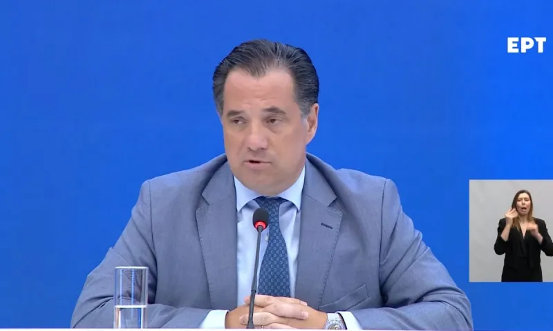Προνόμια εμβολιασμένων: Έτσι θα λειτουργούν εστίαση, χώροι ψυχαγωγίας και γήπεδα