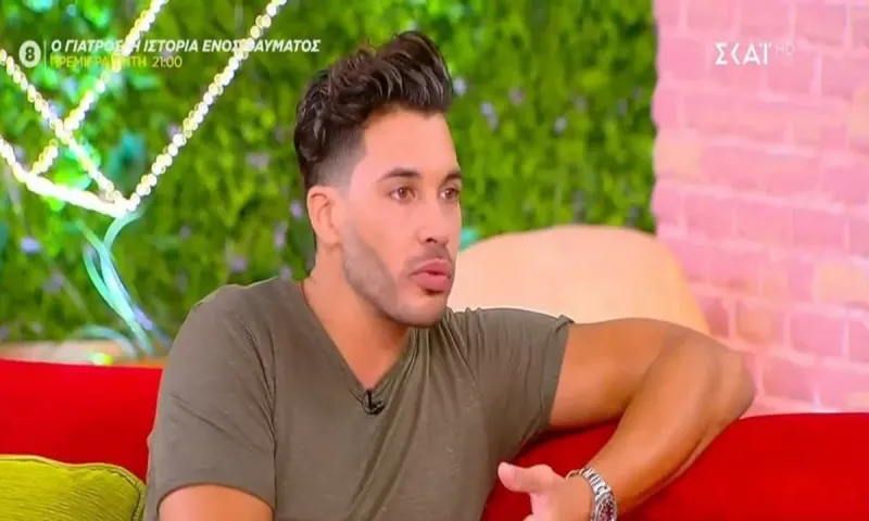 Survivor - Aσημακόπουλος: Aπίστευτο! Βρήκαν σκουλήκι στο στομάχι του