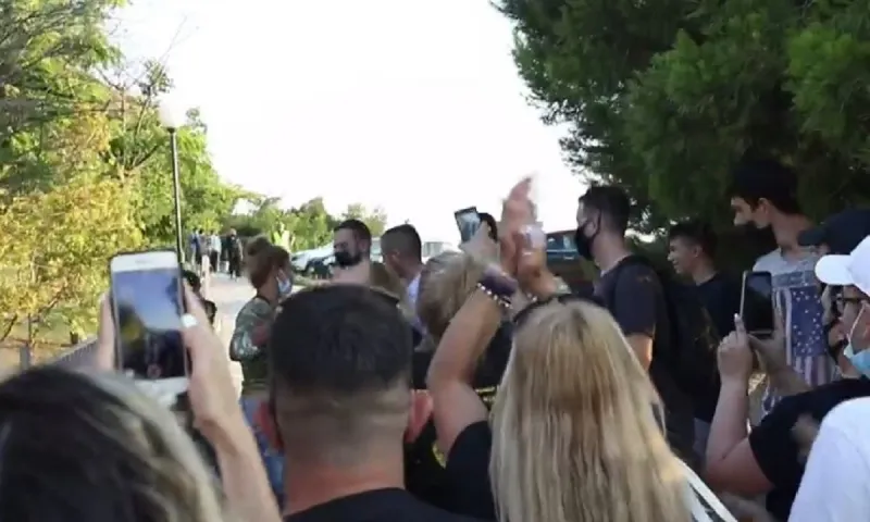 Survivor: Πανικός στην άφιξη του Ντάφυ στον ημιτελικό - «Είναι τρελός ο πρόεδρος» (vids)