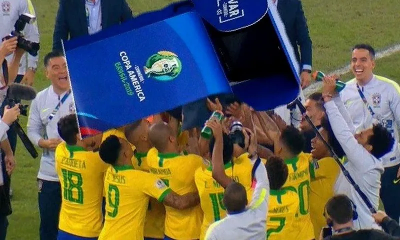 Copa America: Χαμός στο Twitter - «Δώστε το τρόπαιο στη VARsil!»