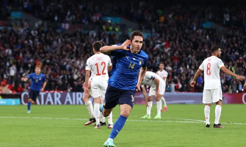 Euro 2020 – Ιταλία - Ισπανία: ΠΛΑΣΕΔΑΡΑ Κιέζα και 1-0 (vid)