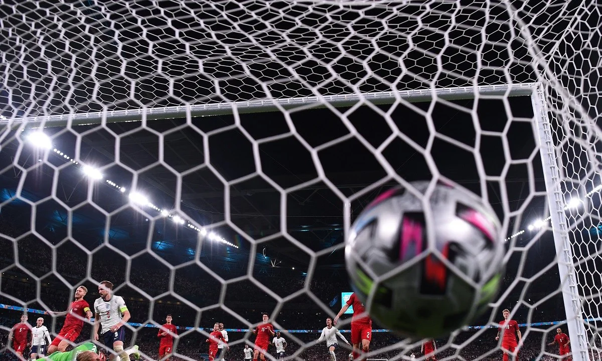 Euro 2020 - Αγγλία - Δανία: Με πέναλτι φάντασμα προηγήθηκε η Αγγλία (vid)