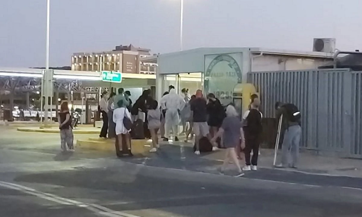 Συναγερμός στη Ραφήνα: Δεκάδες ύποπτα κρούσματα κορονοϊού σε πλοίο από την Ίο!