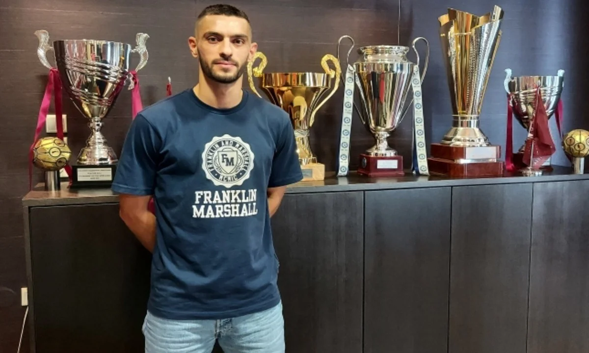 ΑΕΛ: «Βυσσινί» και ο Θανάσης Παπαγεωργίου!