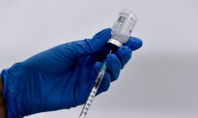 Pfizer - BioNTech: Νέο εμβόλιο για τη μετάλλαξη Δέλτα - Πότε αρχίζουν οι κλινικές δοκιμές