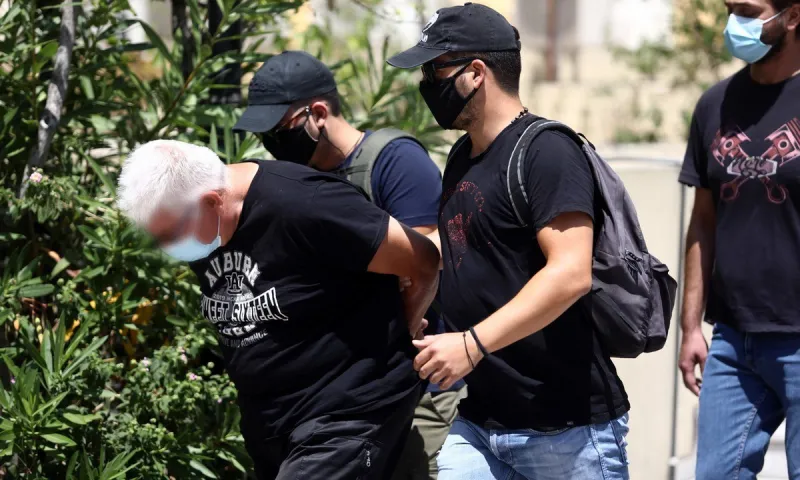 Ηλιούπολη - Δικηγόρος 19χρονης: «Δεν έχω καταφέρει να μιλήσω μαζί της - Πήγε στο νοσοκομείο»