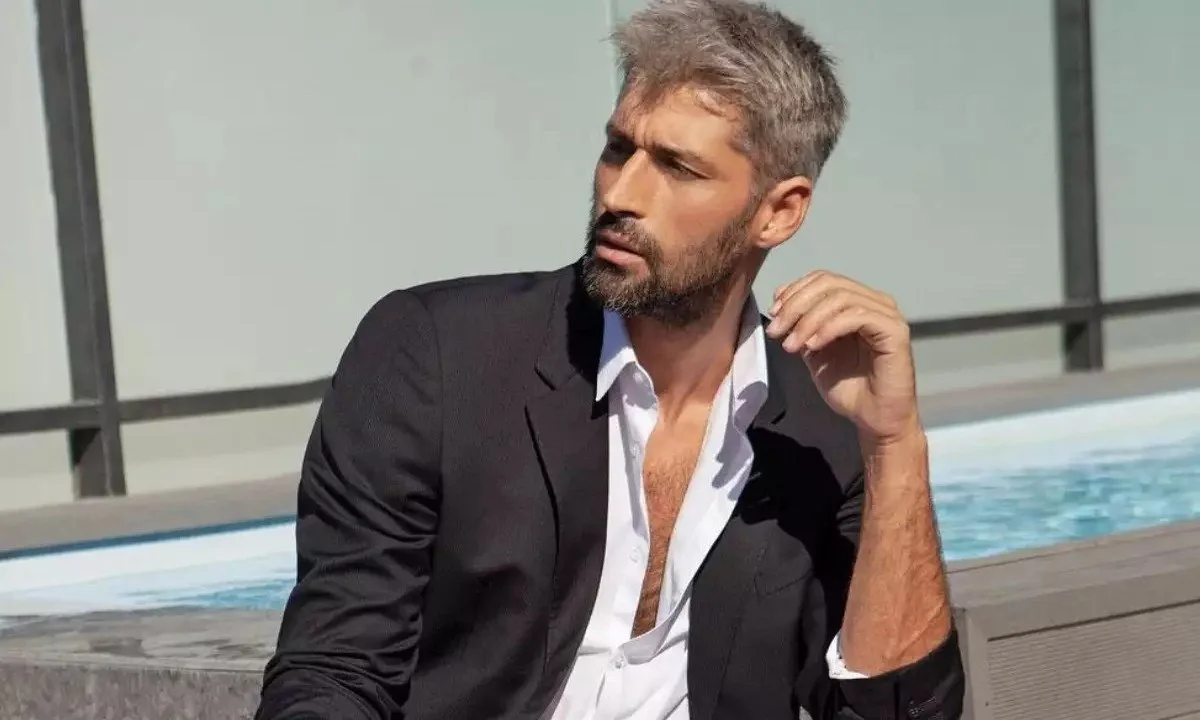 Survivor: Ο Βachelor Αλέξης Παππάς είναι ήδη στη βίλα!