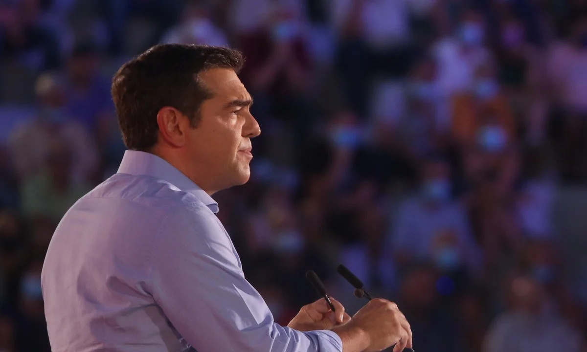 Τσίπρας: «Να φύγει η κυβέρνηση της παρακμής»