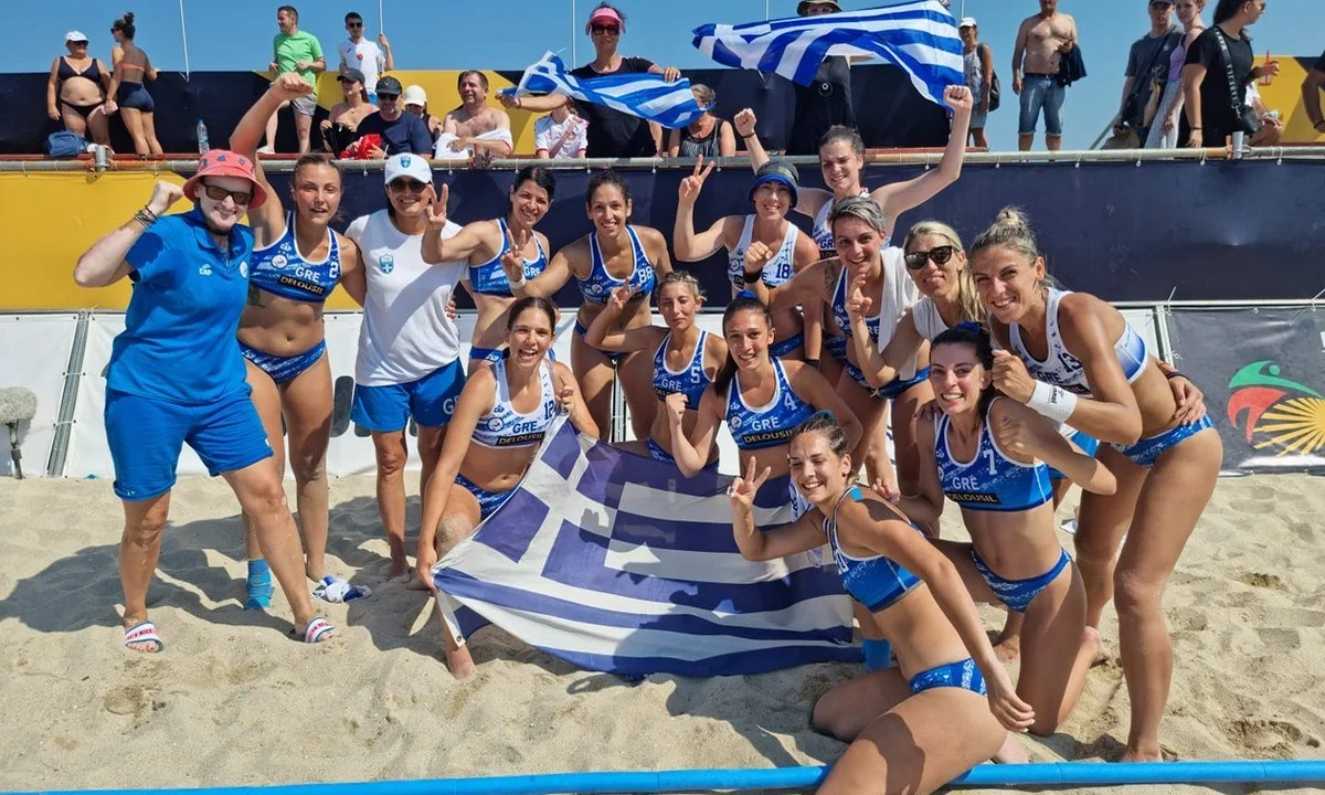 Beach Handball - Ευρωπαϊκό: Πρόκριση στις «12» κορυφαίες η Εθνική Γυναικών