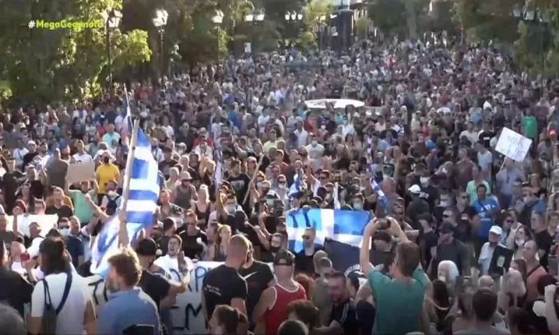 Αντιεμβολιαστές: Δίνουν και παίρνουν τα σχόλια στο Twitter - Χαμός στα social media