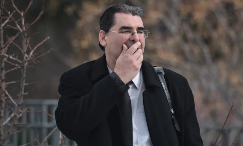 Φολέγανδρος - Πατέρας Ελένης Τοπαλούδη: «Όχι άλλη Ελένη, Γαρυφαλλιά, Μυρτώ»