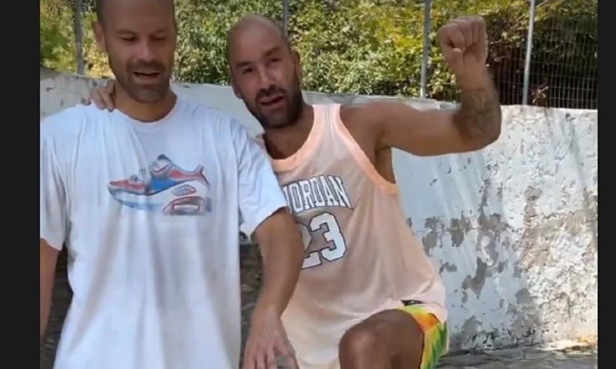 Σπανούλης: Μάτωσε την... κάλτσα με φανέλα Τζόρνταν (pics)