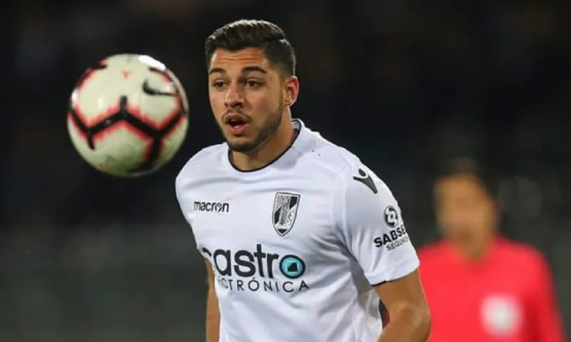 Transfer Gossip – Παναθηναϊκός, ΑΕΚ: Ρώτησαν για τον Ράφα Σοάρες