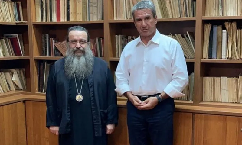 Ο Α.Λοβέρδος με τον Μητροπολίτη Χίου, Ψαρών και Οινουσσών Μάρκο