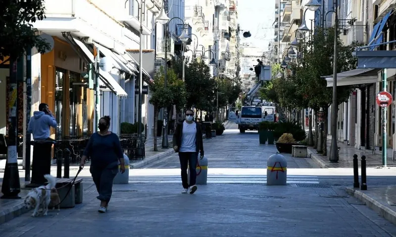 Στα σκαριά απαγόρευση εισόδου στα καταστήματα στους ανεμβολίαστους