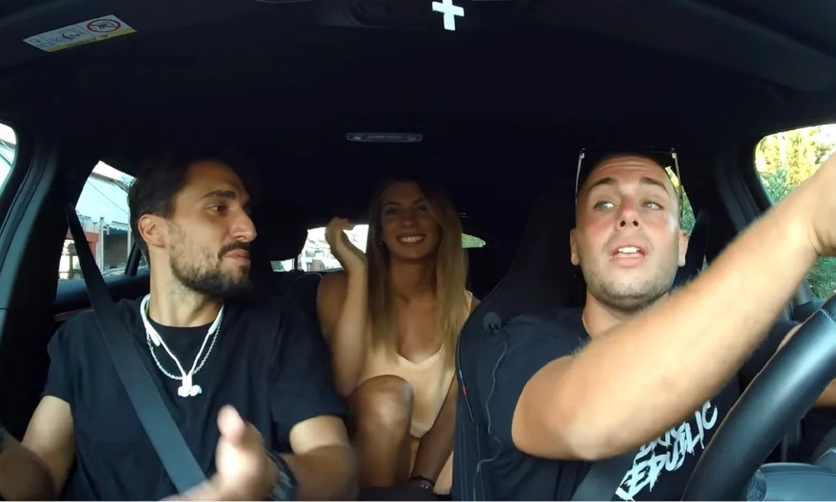 Survivor Μαριαλένα - Σάκης: «Έλα - έλα σβήσε λίγο που ήρθες για μένα Άγιο Δομίνικο»