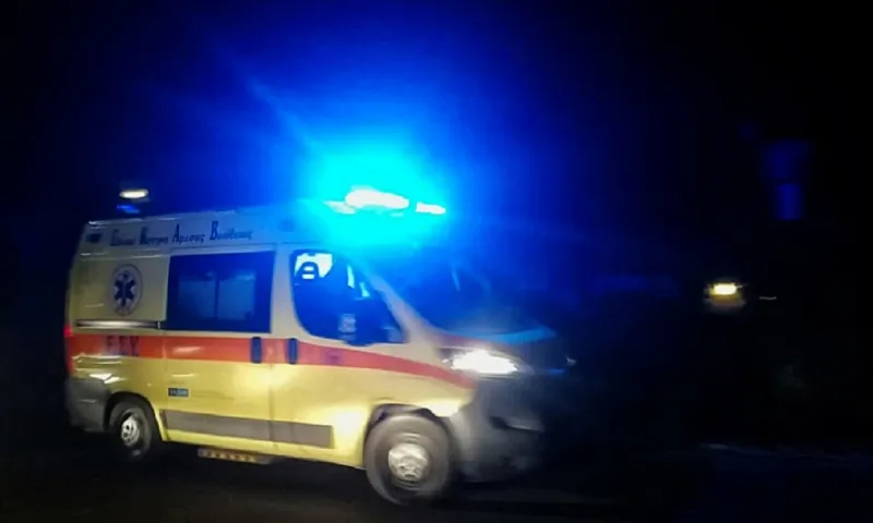 Άνδρος - ΣΟΚ: Τροχαίο με επτά τραυματίες - Διασωληνώθηκε ένας 14χρονος