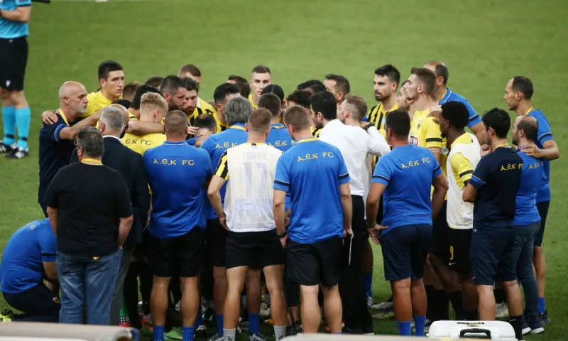 Εξαλλος Μιλόγεβιτς προς παίκτες: «Θα πρέπει να ντρέπεστε, έφταιγαν μόνο Καρέρα-Χιμένεθ;» -Εκτακτο meeting από Κονέ-Παπαδημητρίου