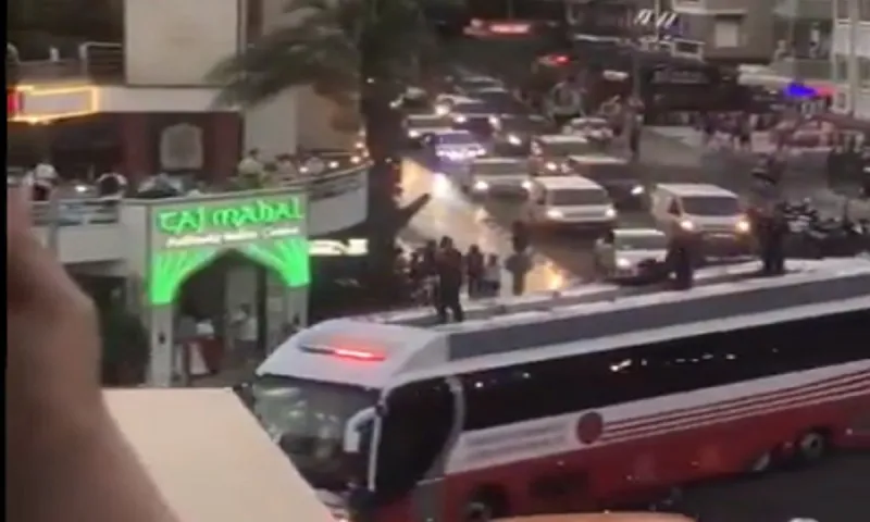 Φωτιές - Τουρκία: Δείτε πώς έφτασε στην Μαρμαρίδα που καίγεται ο Ερντογάν