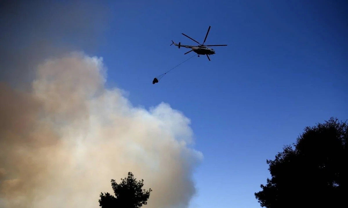 Μεγάλη φωτιά στη Μεσσηνία: Εκκενώνονται χωριά – Απειλείται το Διαβολίτσι