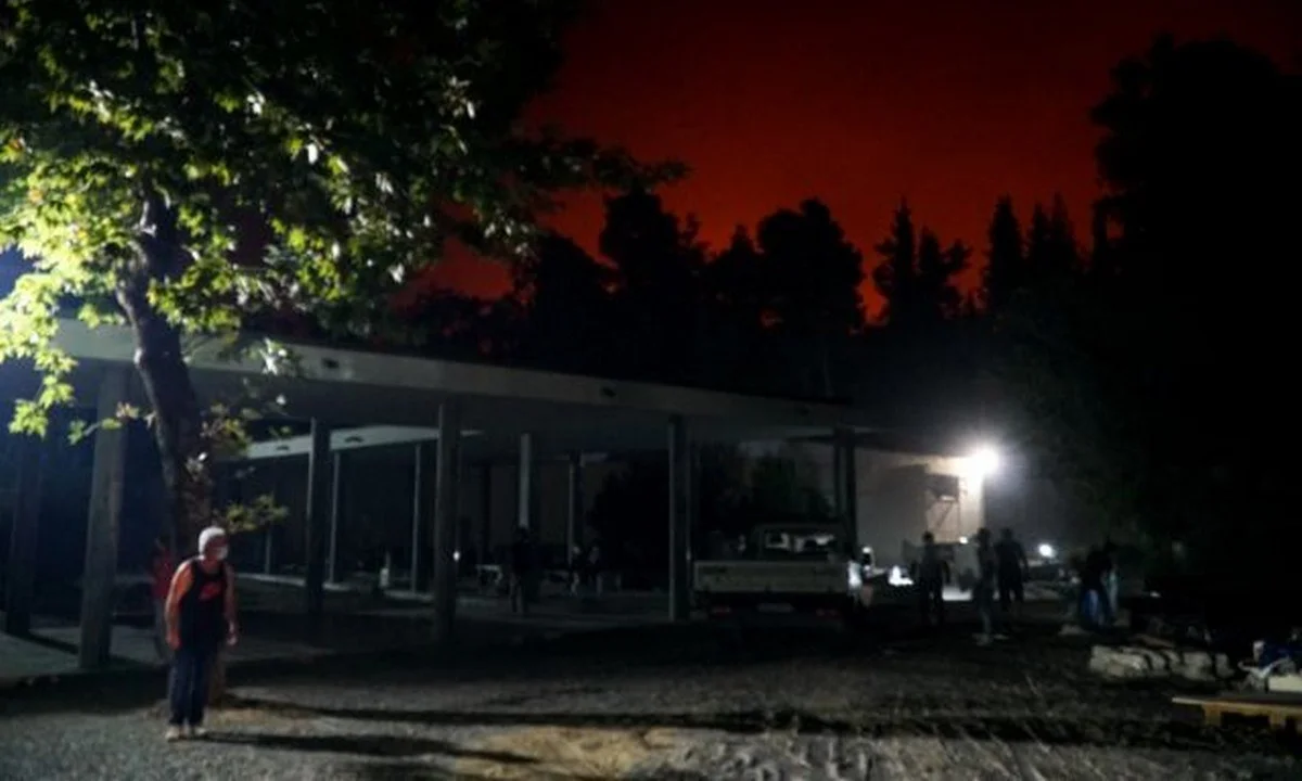 Φωτιά Αρχαία Ολυμπία: Σώθηκε ο αρχαιολογικός χώρος – Προς Λατζόι, Λάλα και Μιράκα η πυρκαγιά