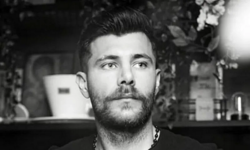 Ξέσπασε ο Νίκος Μπάρτζης για τις φωτιές και τις γυναικοκτοκτονίες