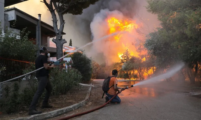 Φωτιά Βαρυμπόμπη: Τα ύποπτα ευρήματα της ομάδας ΔΙΑΣ - Βλέπουν εμπρησμό
