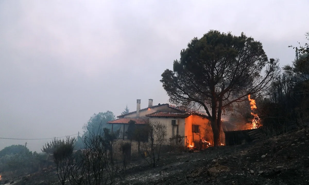 Super-3: Κοντά στους πληγέντες των πυρκαγιών - Συγκεντρώνει είδη πρώτη ανάγκης