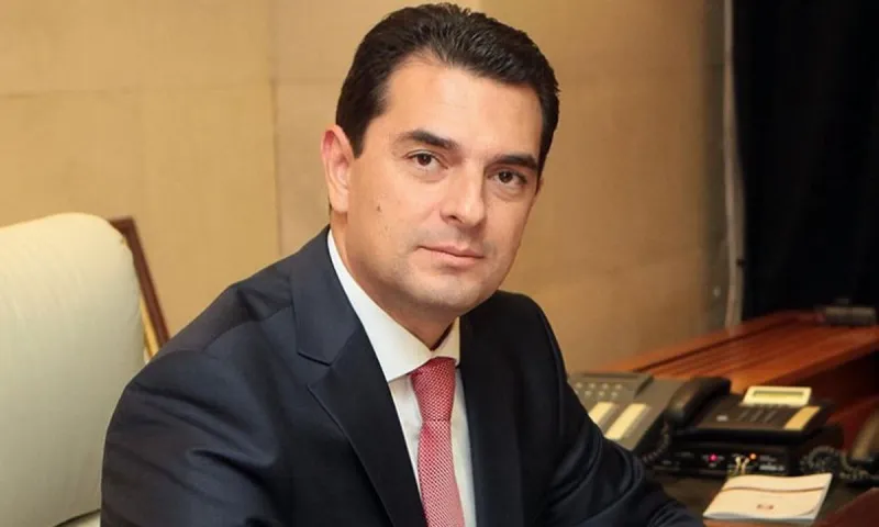 Φωτιές: Τι συμβαίνει τελικά με το σπίτι του Κώστα Σκρέκα; - Τι λέει ο Βαξεβάνης και τι απαντά ο βουλευτής