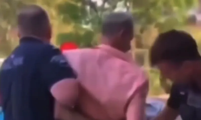 Φωτιές: Πολίτες έπιασαν εμπρηστή στα πράσα! Δείτε το video