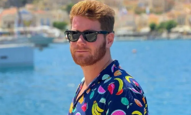 Survivor: Κι όμως ο Τζέιμς Καφετζής είχε «μεγαλύτερη» αποθέωση από τον Μέσι - Επική φωτογραφία!