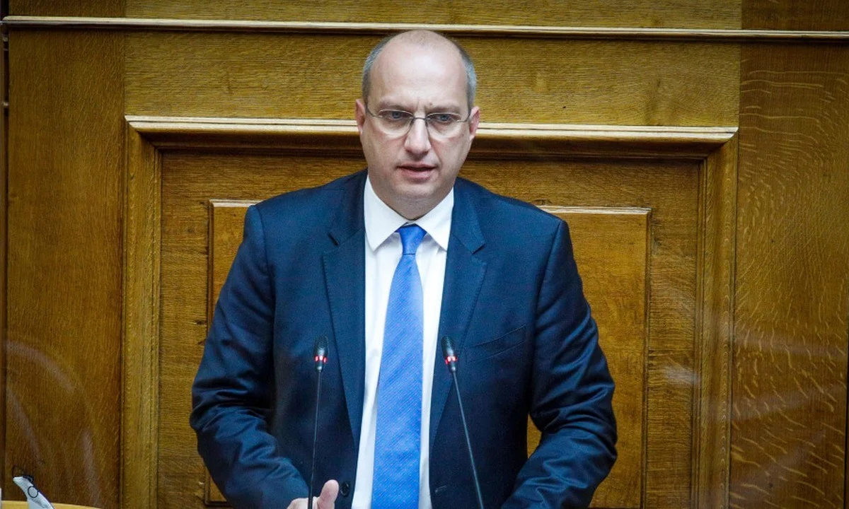 Ιωάννης Οικονόμου: Αυτός είναι ο νέος κυβερνητικός εκπρόσωπος