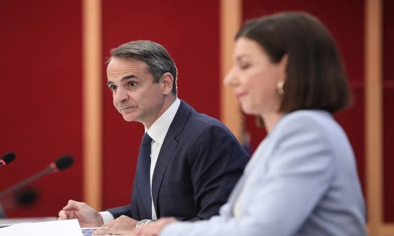 Κυβέρνηση: Mίνι ανασχηματισμός... «maxi» εμπαιγμός των πολιτών - Καμία απόδοση ευθυνών για την καταστροφή