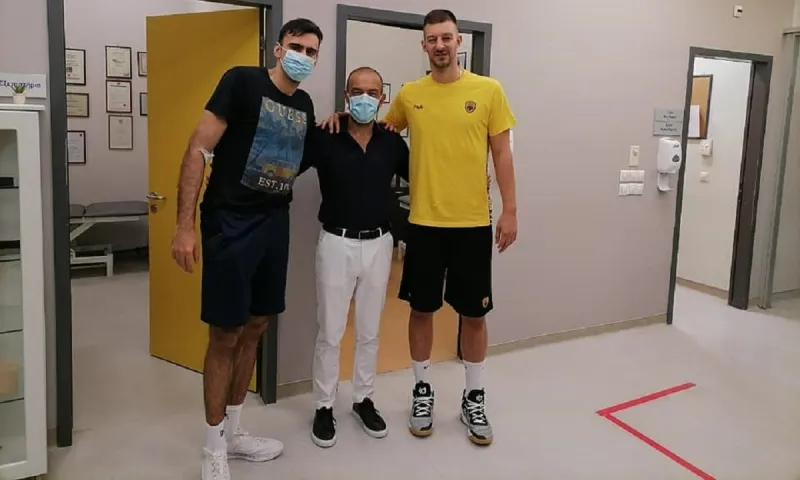 ΑΕΚ: Στην Αθήνα και ο Γέλοβατς (Pics+Vid)