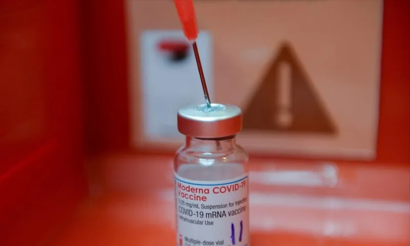 Η Moderna ετοιμάζει εμβόλιο mRNA και για τον HIV του AIDS