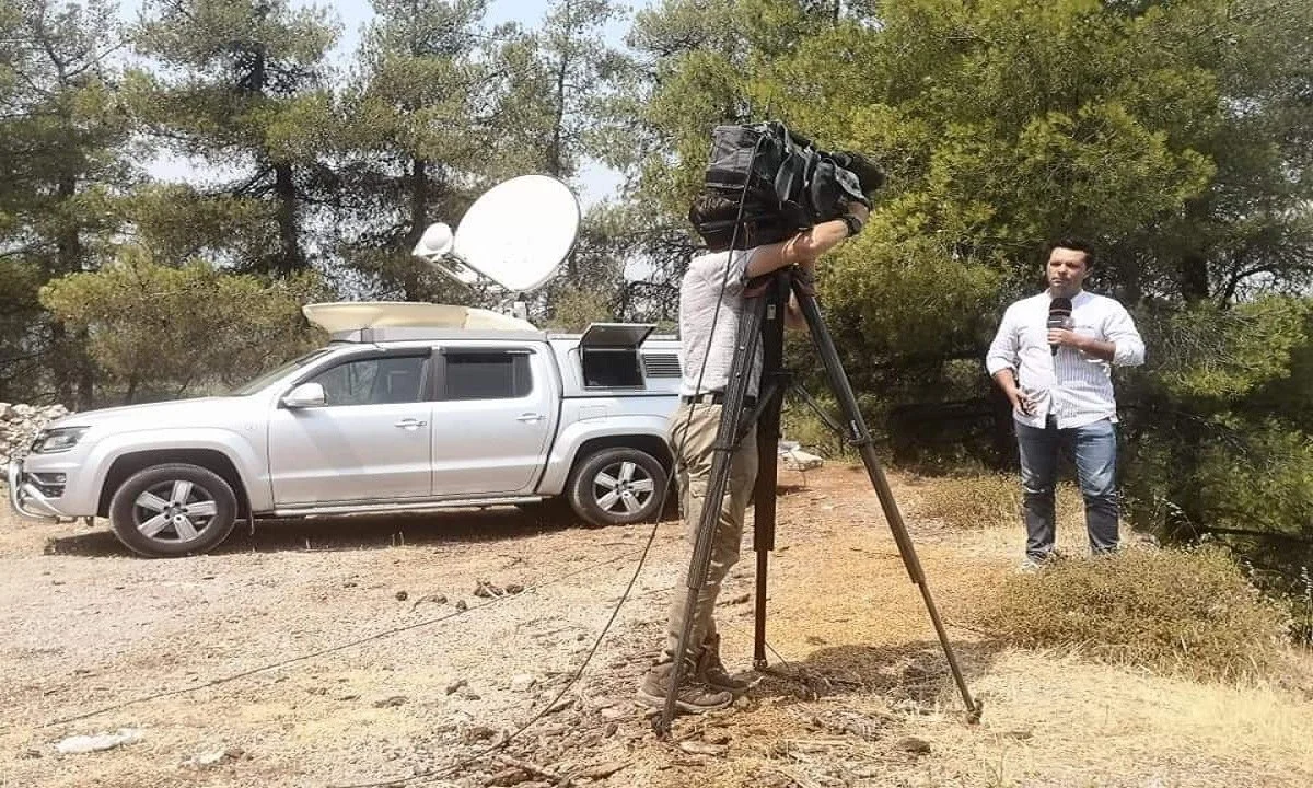 Ρουμάνος δημοσιογράφος από τα μέτωπα των πυρκαγιών: Καμία χώρα δεν επιτρέπει μια πρωτεύουσα να τυλιχτεί στις φλόγες