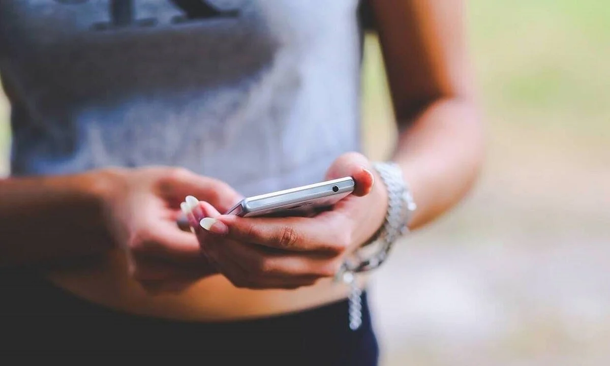 Προσοχή Απάτη: Αν δείτε αυτό το SMS στο κινητό μην το ανοίξετε