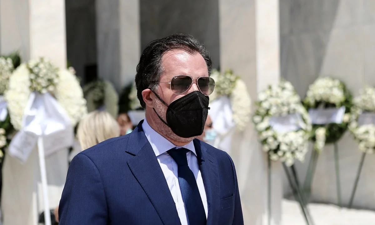 Ελάχιστη Βάση Εισαγωγής: Τα έβαλε με την Εστία ο Άδωνις Γεωργιάδης