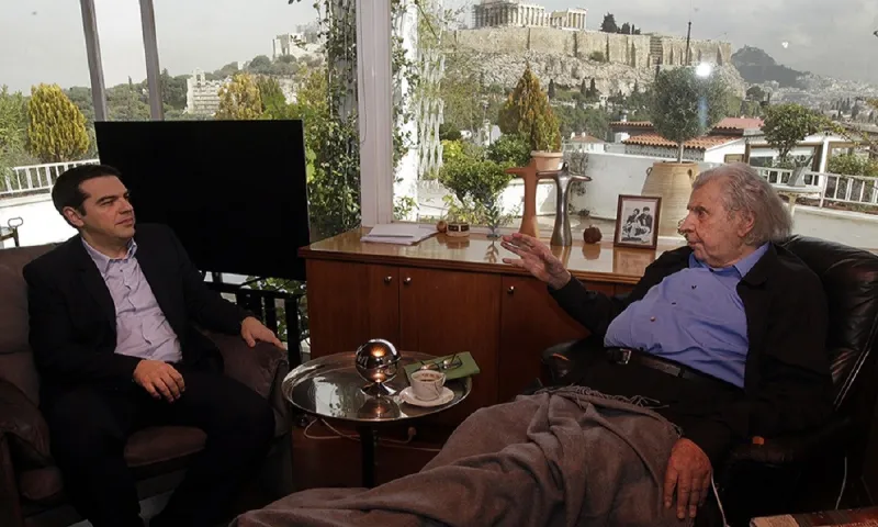 Τσίπρας για Θεοδωράκη: «Ο Μίκης έδωσε φως στις ψυχές μας»