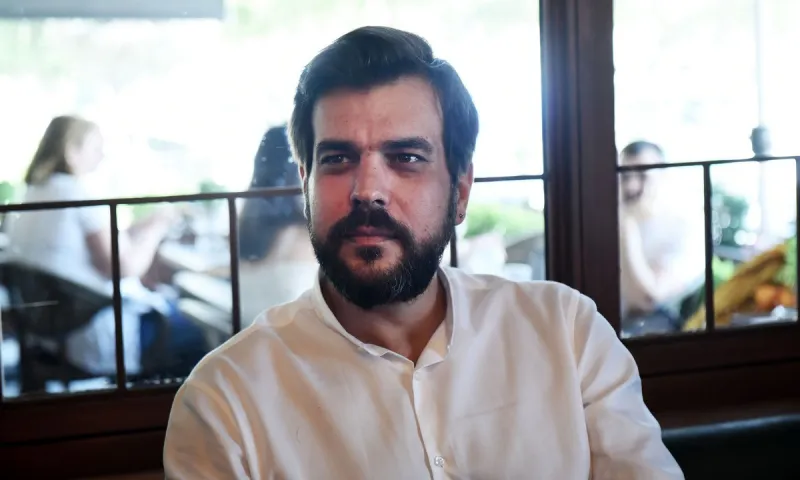 Κυριάκος για Σιμόπουλο: «Στο δίπολο Σκευωρού-Αθώου, αποφάσισε… να μη ρίξει λάδι στη φωτιά»