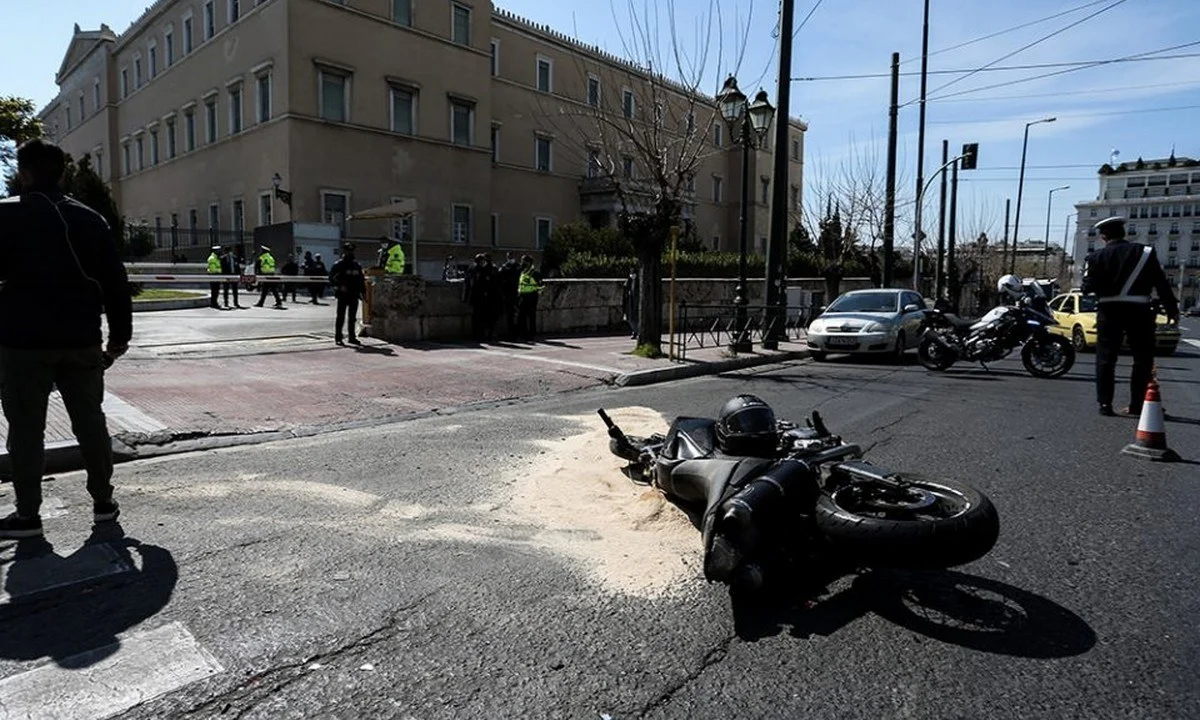 Τροχαίο στη Βουλή: Ποινική δίωξη για ανθρωποκτονία εξ αμελείας στον οδηγό αστυνομικό