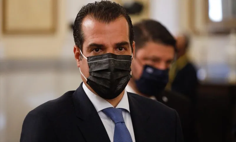 Κορονοϊός - Εμβόλια: Ο Πλεύρης απειλεί ξανά - «Έρχονται κυρώσεις για ανεμβολίαστους ιδιώτες γιατρούς»