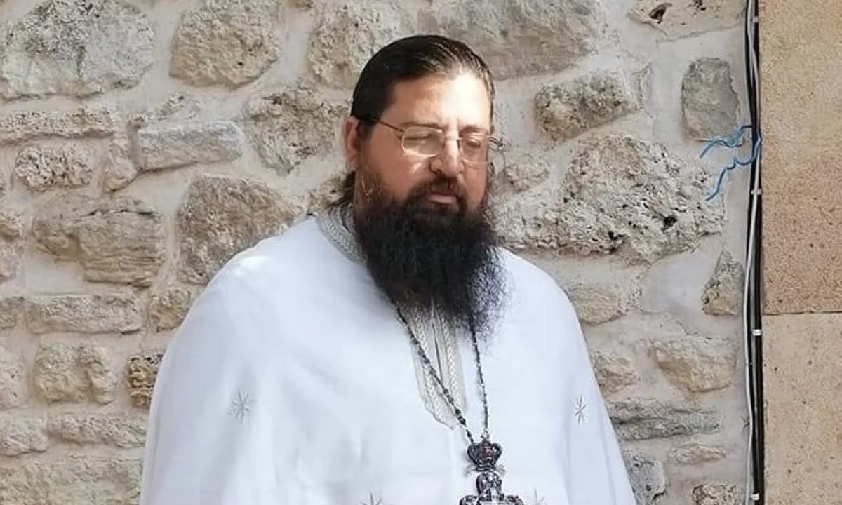 Ο Πάτερ Βελισσάριος καλεί τον ιατρικό σύλλογο να λάβει τα μέτρα του για να αποδοθεί δικαιοσύνη!