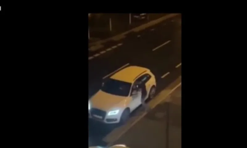 Viral - Απίστευτο: Ζευγάρι Ελλήνων τσακώνεται στη Γερμανία και η γυναίκα του τρακάρει το αυτοκίνητο (video)