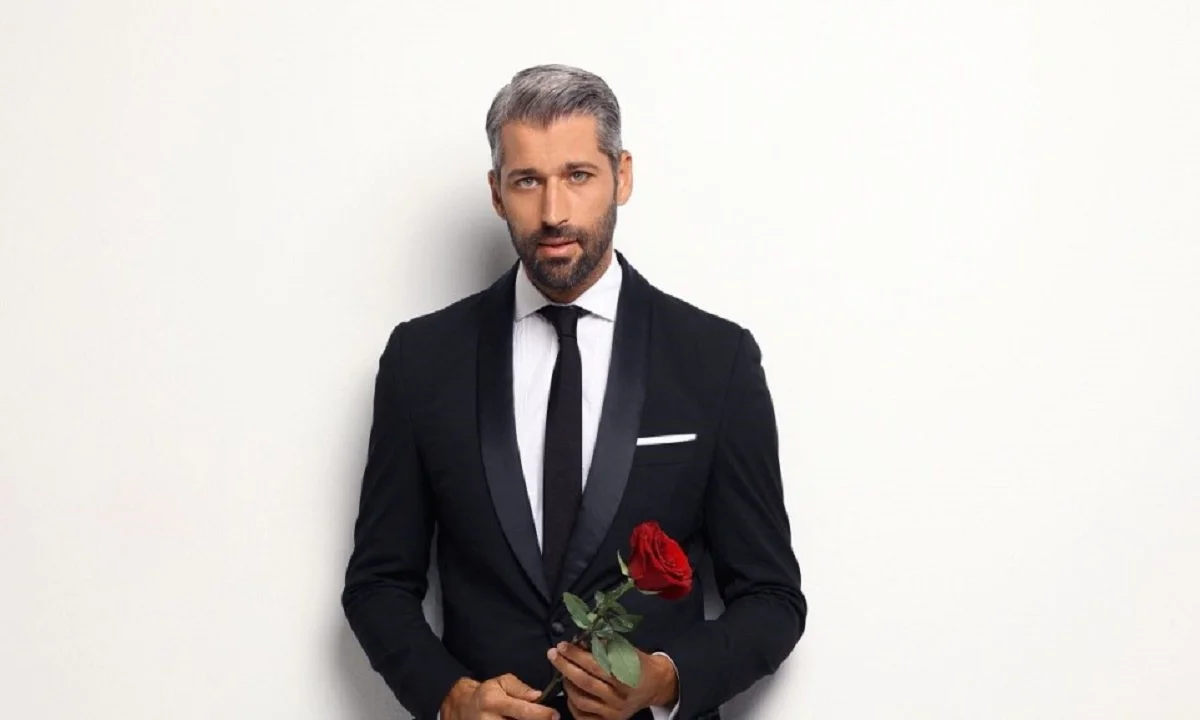 The Bachelor: Ο Αλέξης Παππάς δίνει το τριαντάφυλλο στην Ιζαμπέλα και φέρνει αντιδράσεις