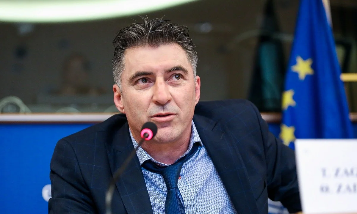 Ζαγοράκης: Είχε εισηγηθεί την απομάκρυνση του Φαν’τ Σχιπ!