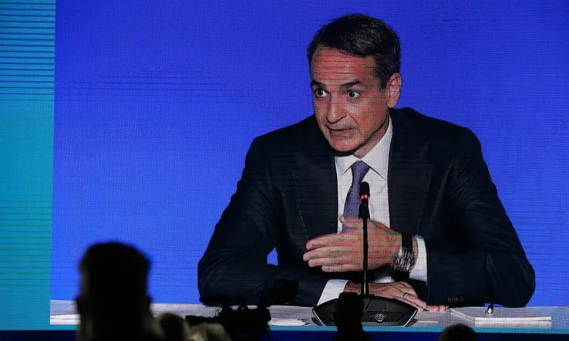 Μητσοτάκης από τη ΔΕΘ: «Υποχρεωτική η 3η δόση εμβολίου στους υγειονομικούς»