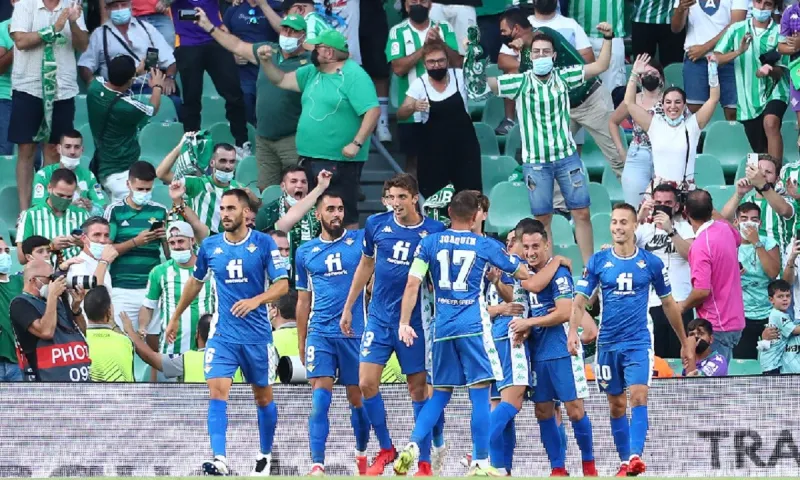 Europa League: Μάγκικη ανατροπή η Μπέτις, νίκη πρωτιάς για Αστέρα (vids)