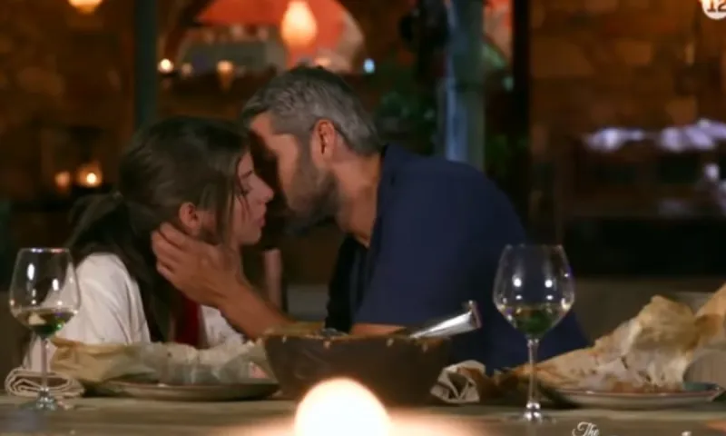The Bachelor 2 - Βγήκαν «νύχια» στο ριάλιτι: «Είναι ύπουλη και φίδι» - Τα πήρε άγρια ο Αλέξης Παππάς